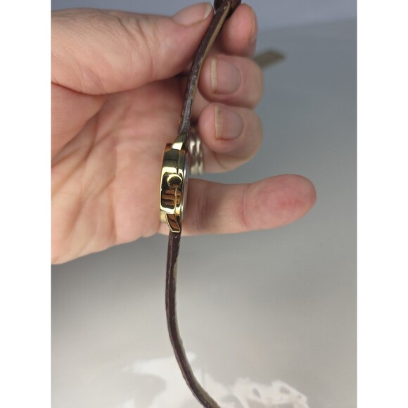 Timex Indiglo Watch GoldTone 25mm Date Brown Leather Strap WR 30M Womens Classic - Picture 6 of 7